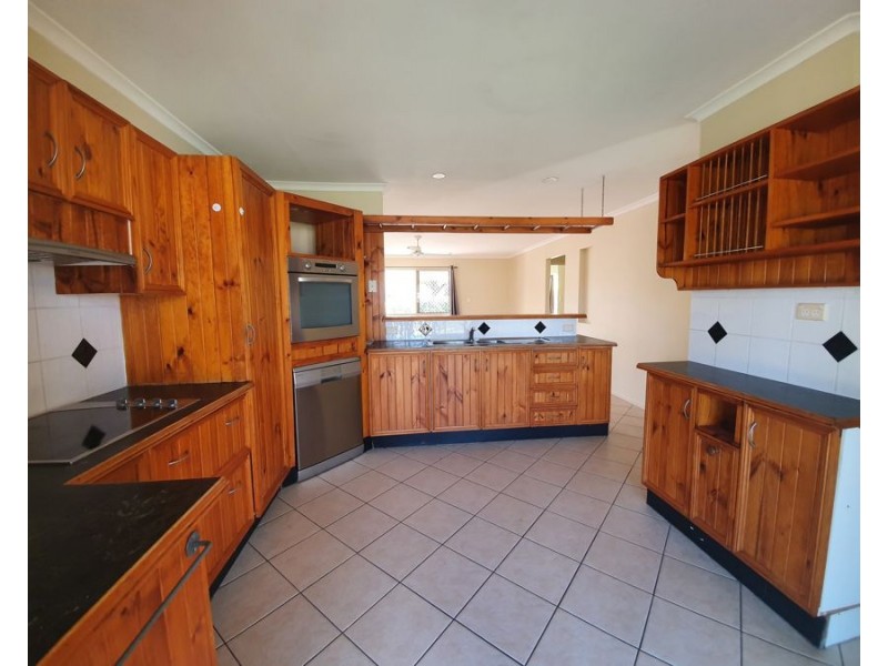33 Coman Rd South, Rothwell QLD 4022