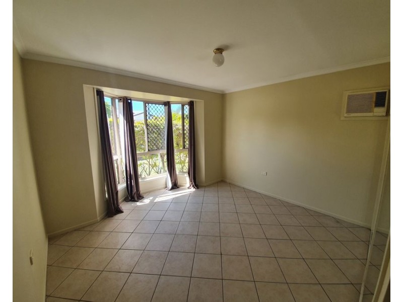 33 Coman Rd South, Rothwell QLD 4022