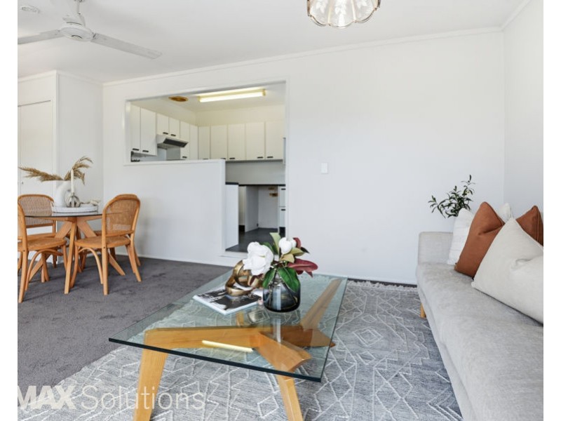 8 Nichols Rd, Kippa-ring QLD 4021