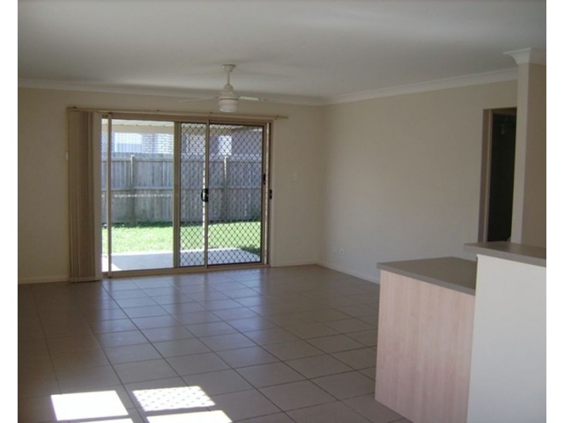 49 Amity Drv, Rothwell QLD 4022