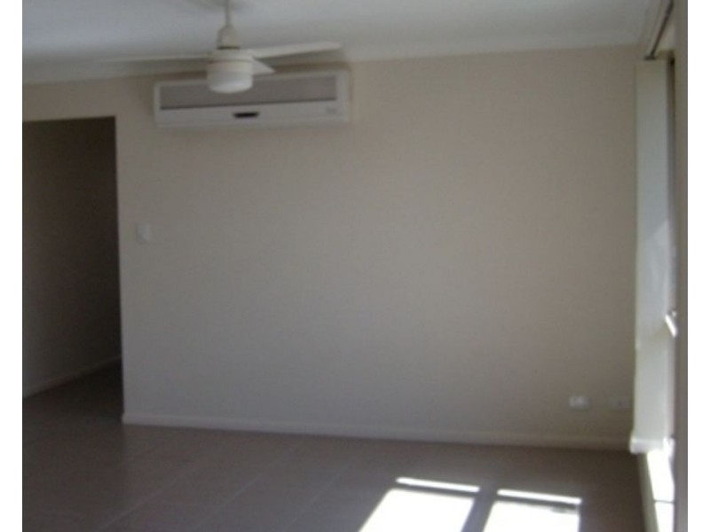 49 Amity Drv, Rothwell QLD 4022
