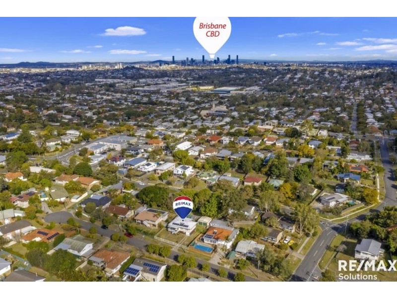 5 Besson Street, Stafford Heights QLD 4053