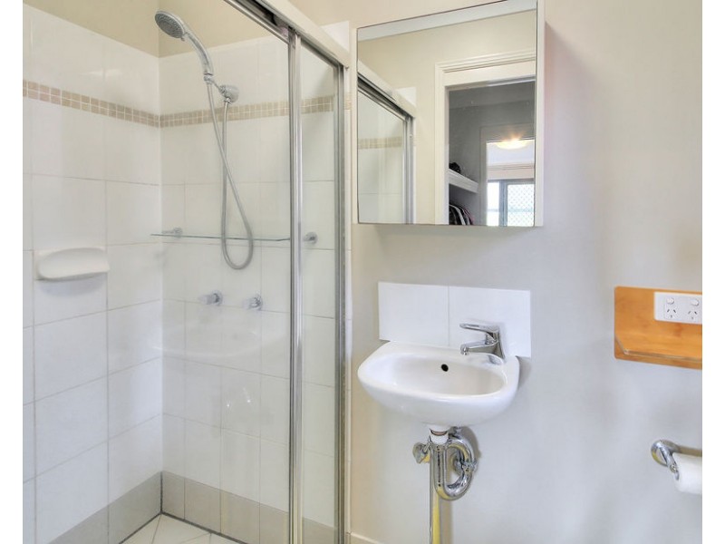 5/13 Richmond Rd, Morningside QLD 4170