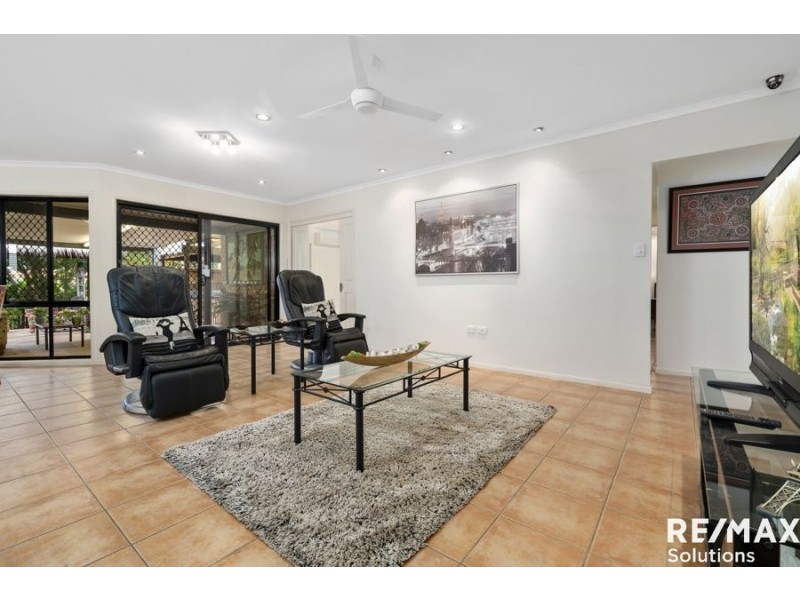 32 Boondooma Circuit, Albany Creek QLD 4035