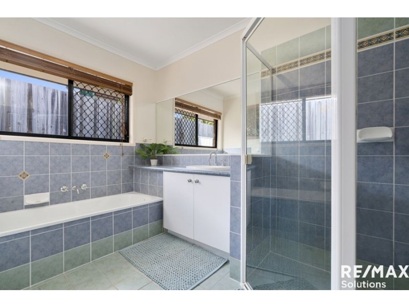 32 Boondooma Circuit, Albany Creek QLD 4035