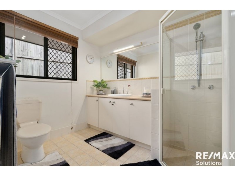 32 Boondooma Circuit, Albany Creek QLD 4035