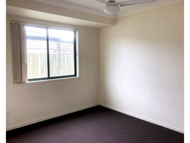 18 Piggott Rd, Bellmere QLD 4510