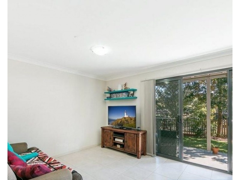 6/24 Armstrong St, Petrie QLD 4502