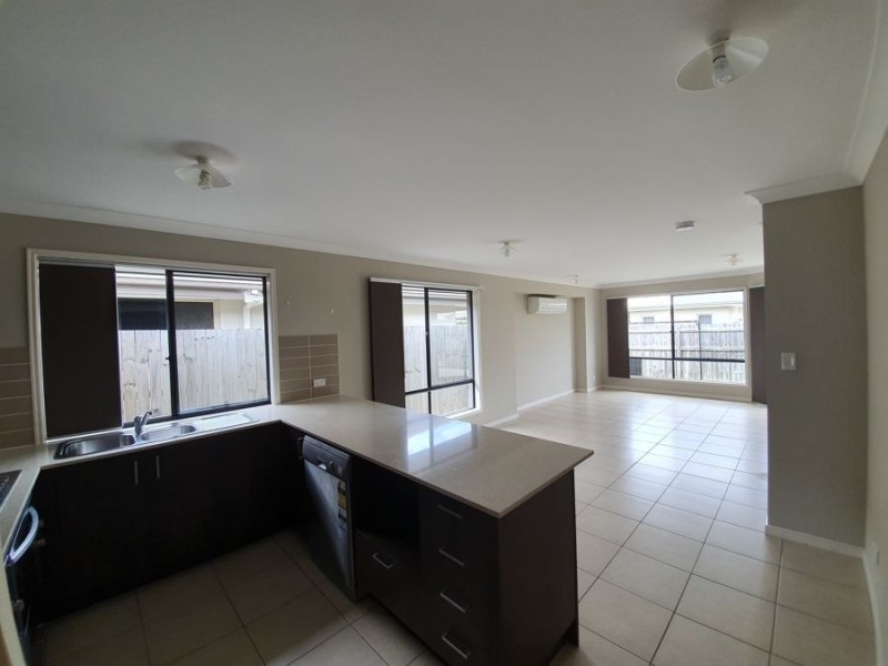 15 Kingston Court, North Lakes QLD 4509