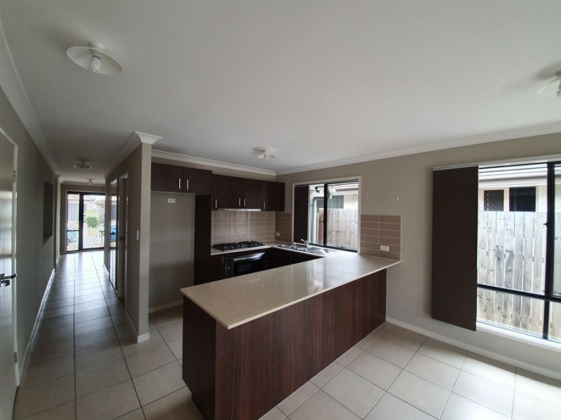 15 Kingston Court, North Lakes QLD 4509