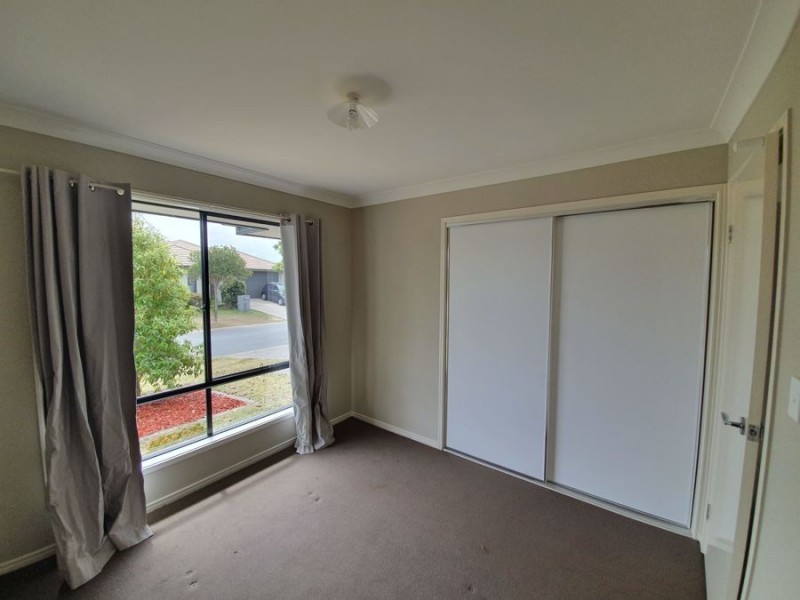 15 Kingston Court, North Lakes QLD 4509