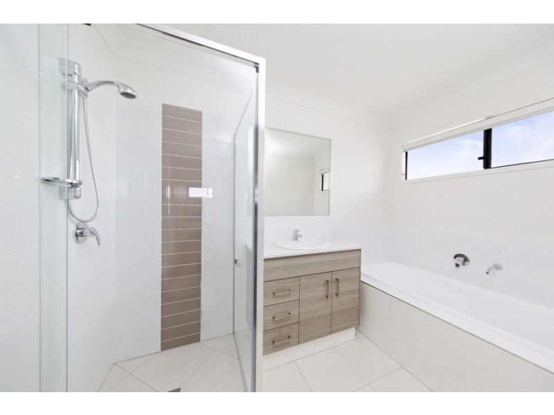 Unit 1 Lot 550 Foley Crescent, Pacific Cove Estate, Pimpama QLD 4209