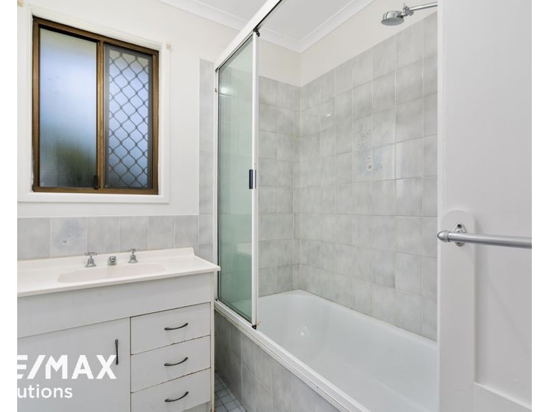 22 Kylie St, Caboolture South QLD 4510