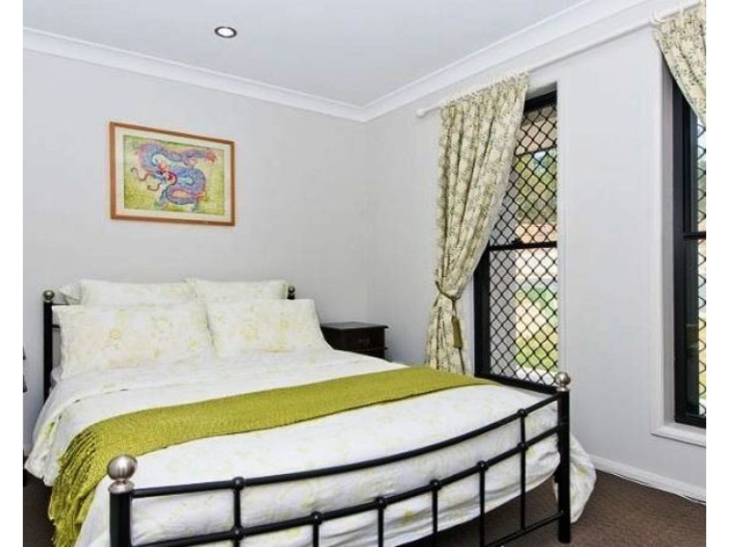 7 Eyre Crt, Warner QLD 4500