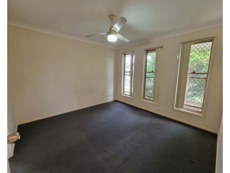 8 Natone St, Rothwell QLD 4022