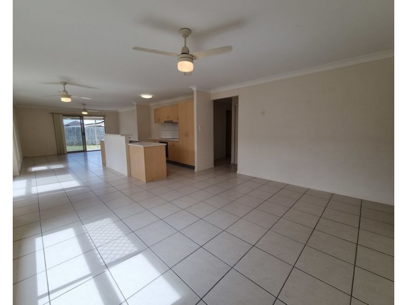 8 Natone St, Rothwell QLD 4022