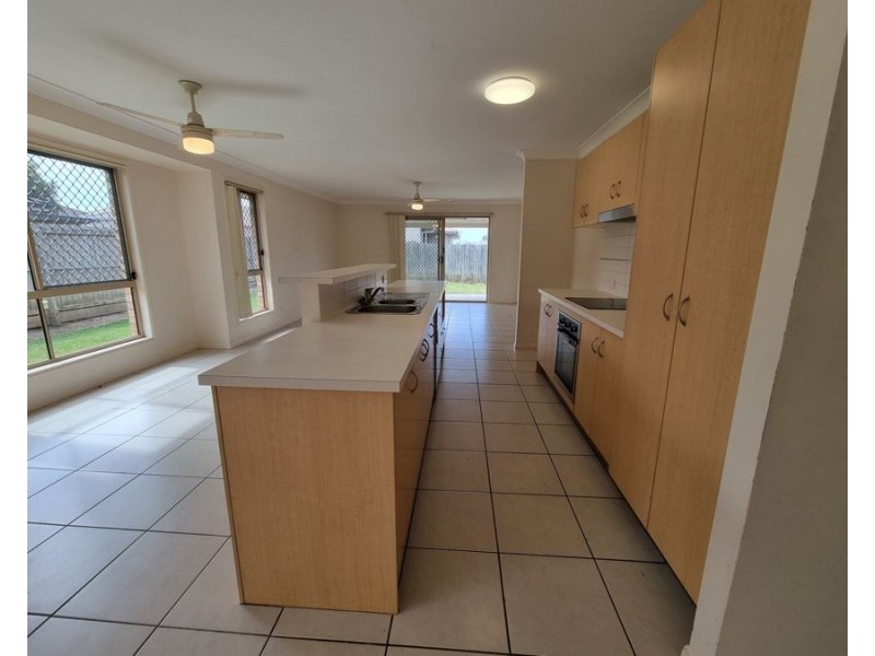 8 Natone St, Rothwell QLD 4022
