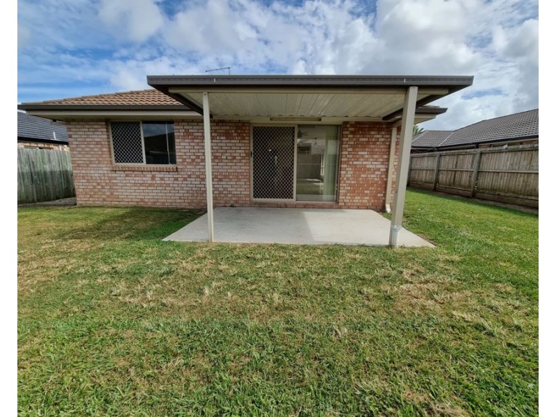 8 Natone St, Rothwell QLD 4022
