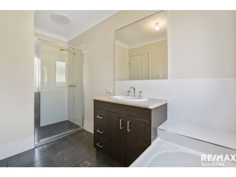 10 Carruthers Court, Bray Park QLD 4500