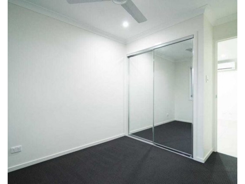 6 Eyre Crt, Warner QLD 4500