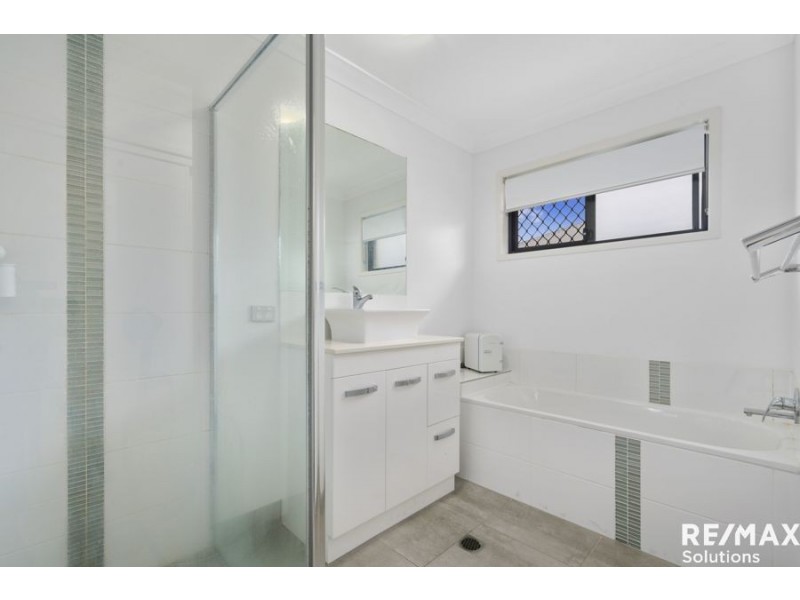 17 Jeffreys Street, Caboolture South QLD 4510