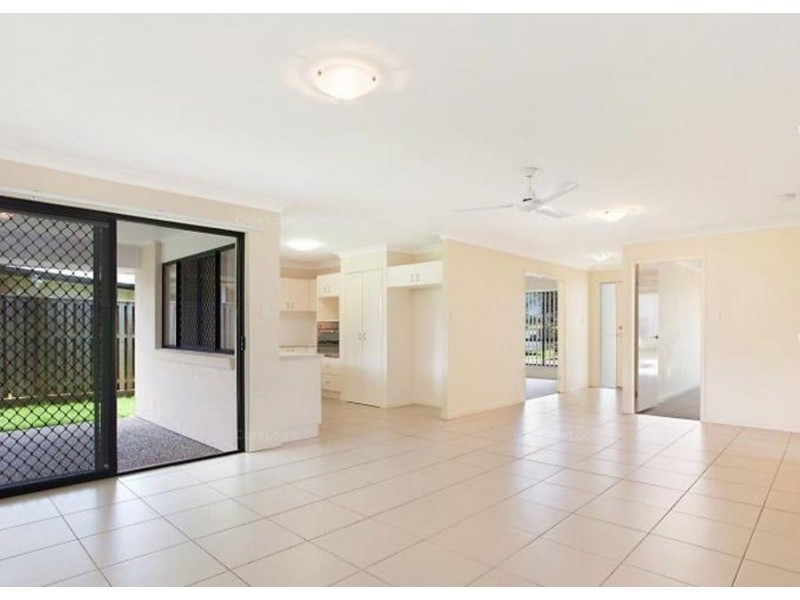 13 Toby Cls, Kallangur QLD 4503