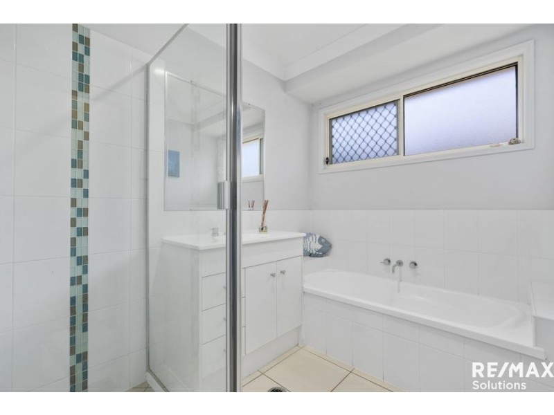34 Mayes Circuit, Caboolture QLD 4510