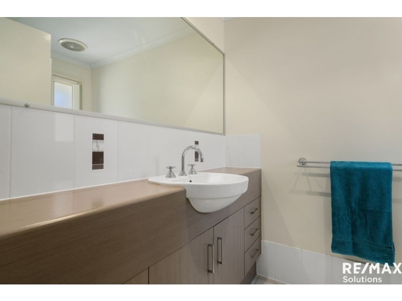 1/71-77 Goodfellows Road, Kallangur QLD 4503