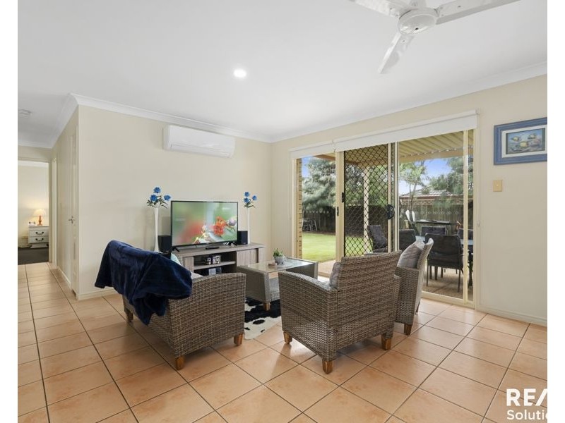 8 Riverbend Crescent, Morayfield QLD 4506