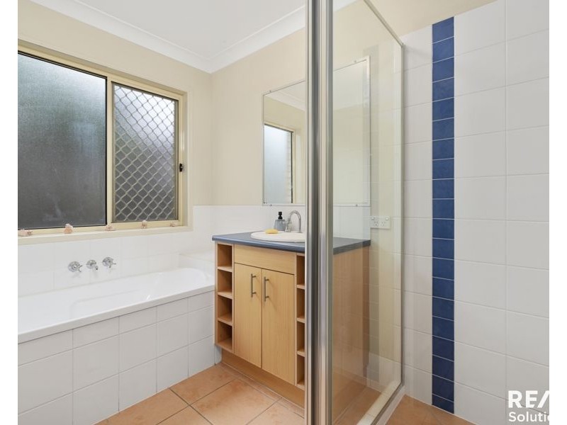 8 Riverbend Crescent, Morayfield QLD 4506
