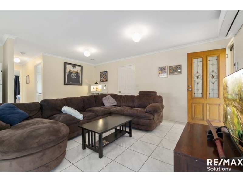 16 Manthey Cres, Bray Park QLD 4500