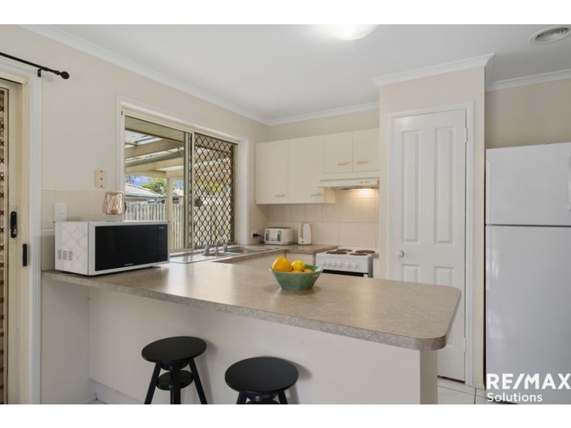 16 Manthey Cres, Bray Park QLD 4500