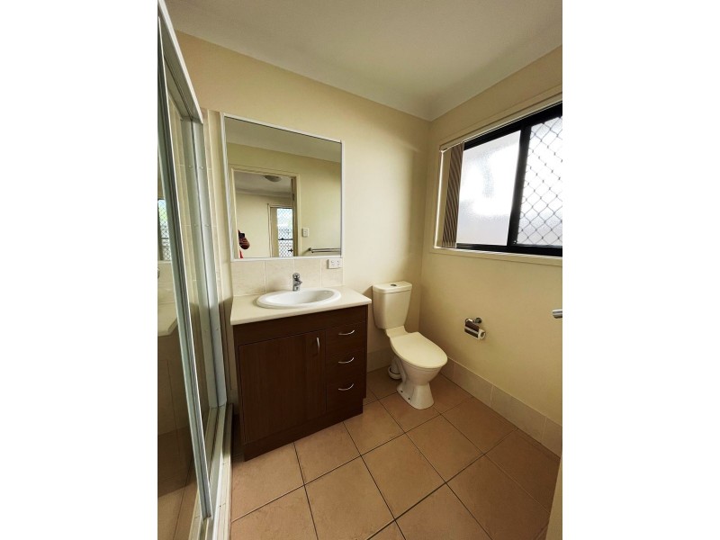 33 Diane Pde, Kallangur QLD 4503