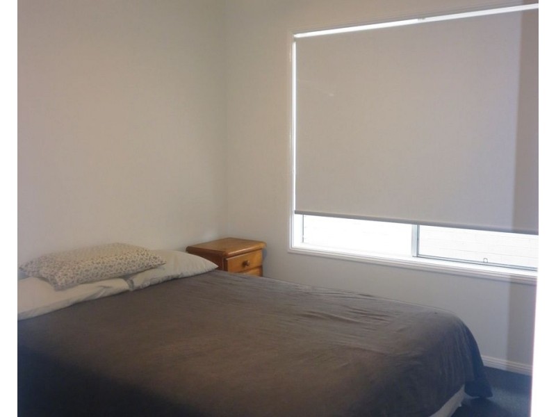 32 Sutherland Drv, Strathpine QLD 4500