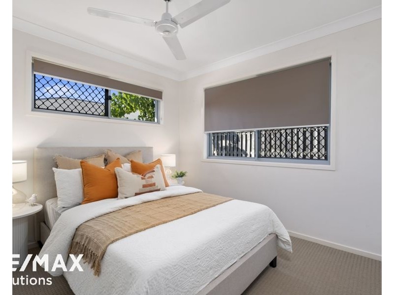 7 Central Green Drive, Narangba QLD 4504