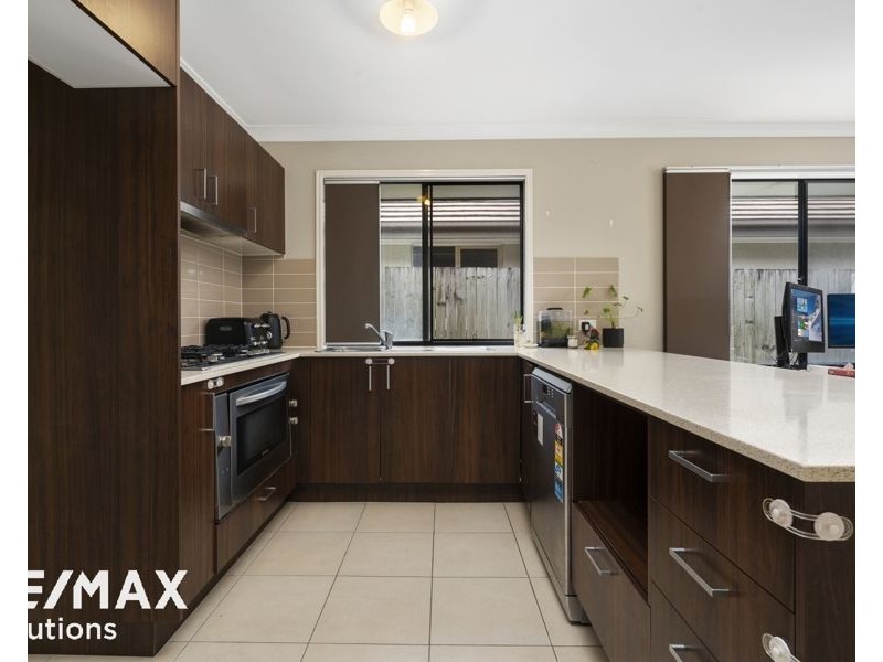 15 Kingston Court, North Lakes QLD 4509