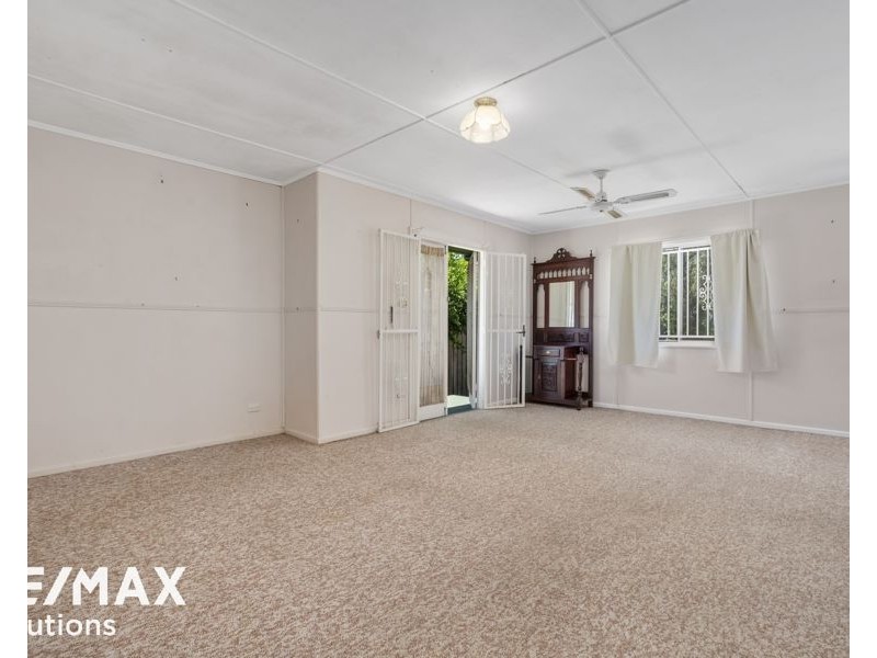 38 Hedge Street, Strathpine QLD 4500