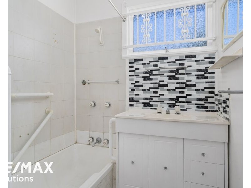 38 Hedge Street, Strathpine QLD 4500