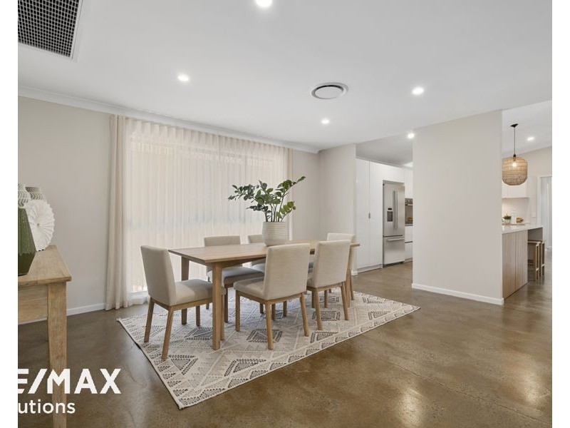 13 Dove Court, Albany Creek QLD 4035