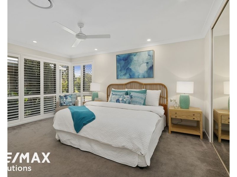 13 Dove Court, Albany Creek QLD 4035