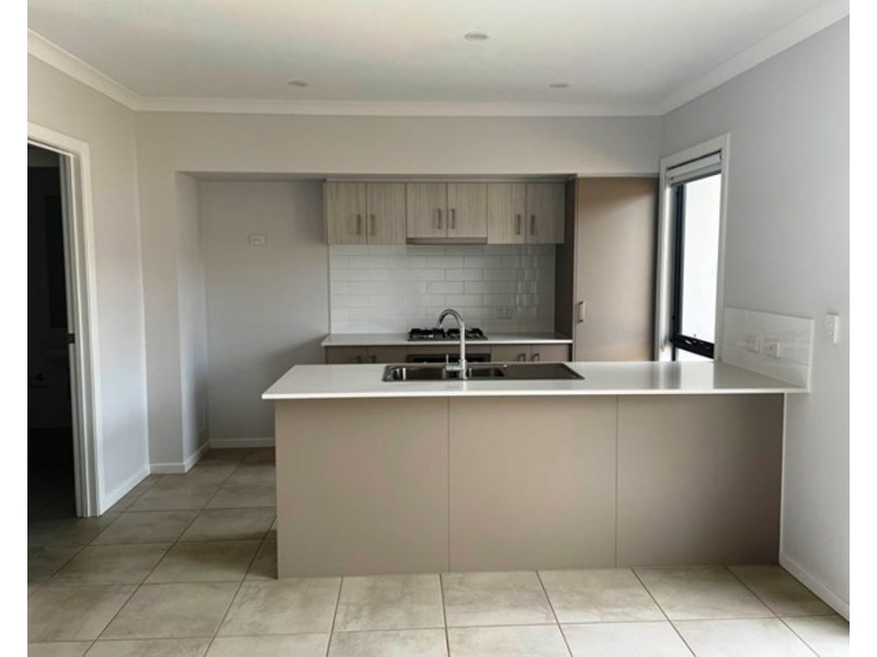 60 Blatchford St, Strathpine QLD 4500