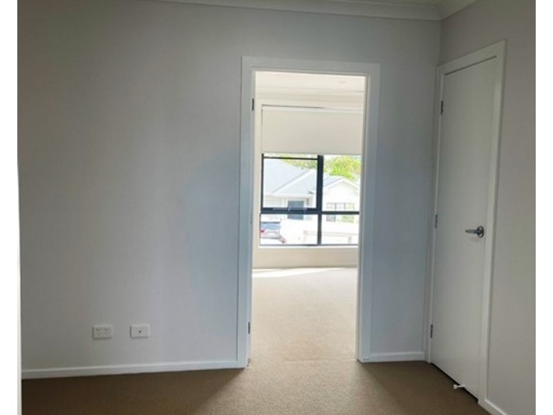 60 Blatchford St, Strathpine QLD 4500