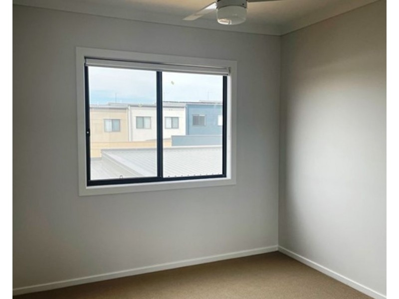 60 Blatchford St, Strathpine QLD 4500