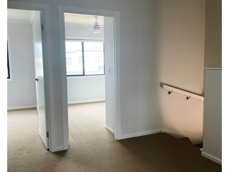 60 Blatchford St, Strathpine QLD 4500