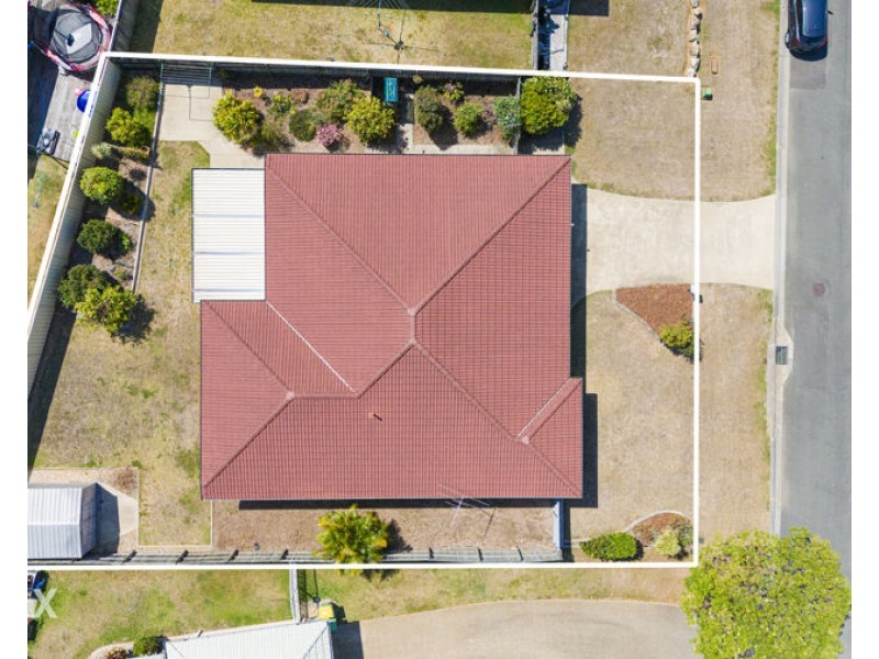 4 Regency Court, Strathpine QLD 4500