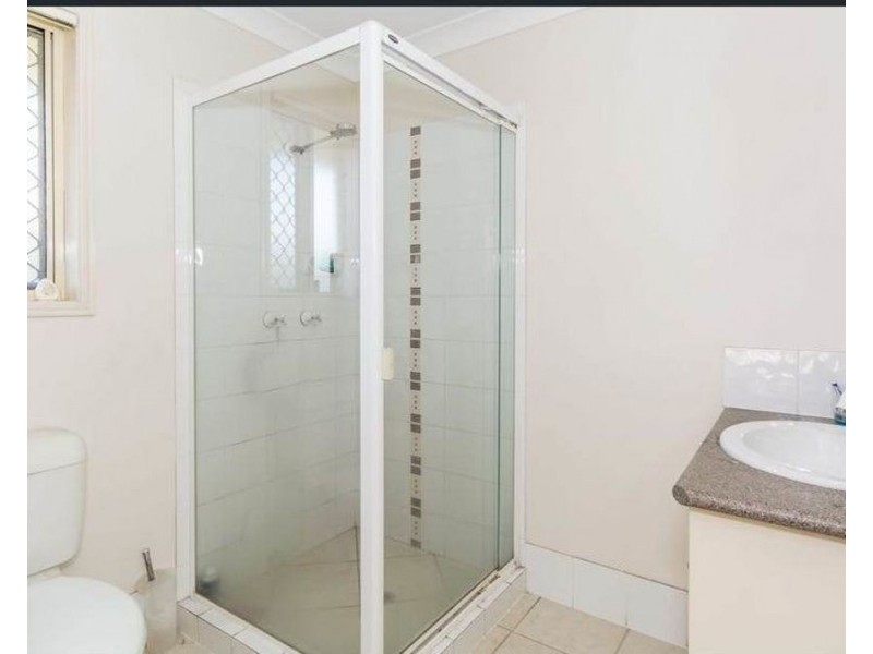 10 Evert Court, Morayfield QLD 4506