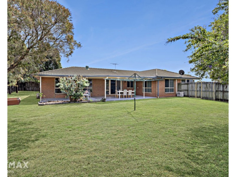 10 Regency Court, Strathpine QLD 4500