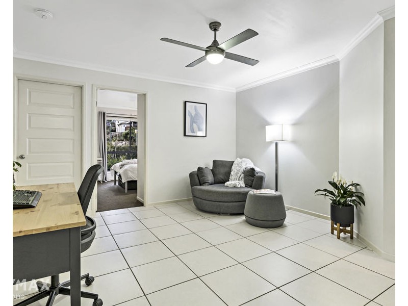 10 Fantail Cres, Mango Hill QLD 4509