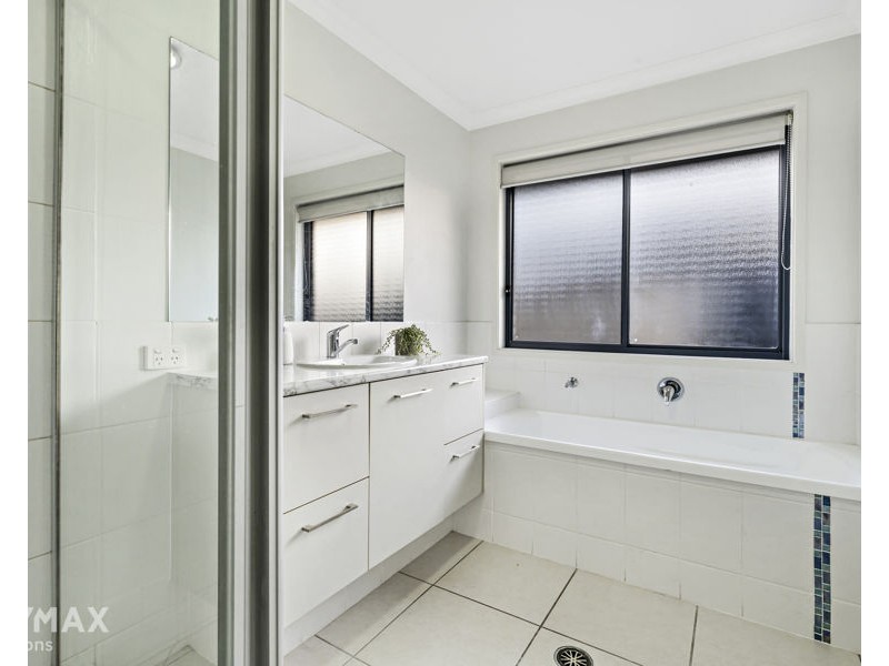 10 Fantail Cres, Mango Hill QLD 4509