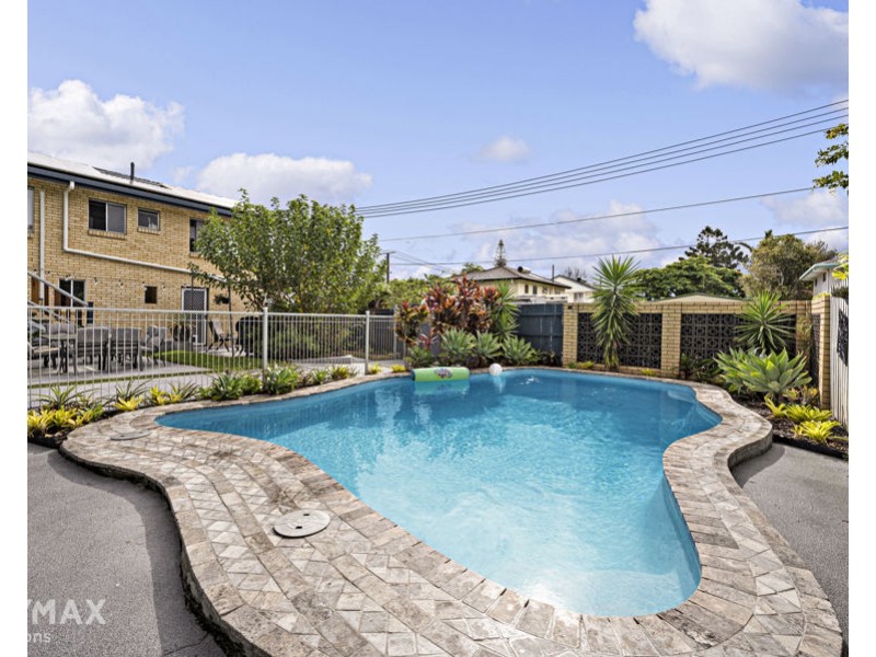 9 Shelley St, Strathpine QLD 4500